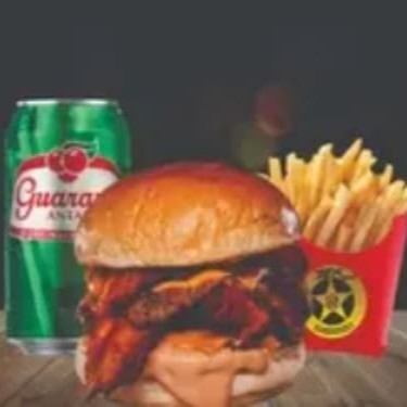 Pão Brioche Impressionante, 200g De Carne Artesanal Recheda Com Queijo, Alface Americano, Cebola Caramelizada, Queijo Provolone, Bacon Molho Especial, Batata P + Refrigerante Lata