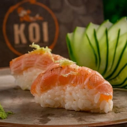 8 unidades    ----------tags------------- Sushi/japa/culinária japonesa/sushi em casa / promoções/makimonos/Philadelphia/filadélfia/hot filadélfia/ hot Philadelphia/sunomono/entre grátis/combinados/Carpaccio/cevite/sashimi de salmão/sushi por 1 real / promoção de hot/temaki/yakissoba
