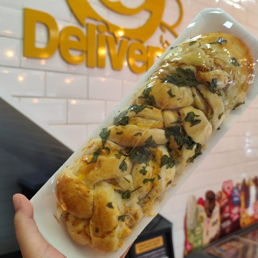 Queijo, presunto e calabresa ou frango