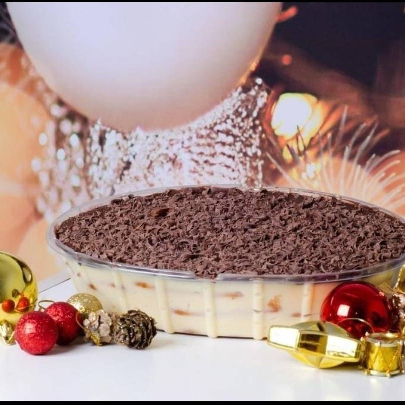 Desfrute do nosso exuberante Pavê, uma categoria de sobremesa que exala prazer. Cada mordida promete um deleite para o seu paladar, transformando uma simples sobremesa em uma experiência culinária única.