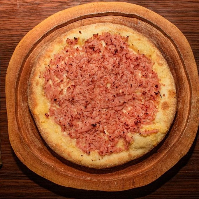 Esfiha de presunto + Guaravita.