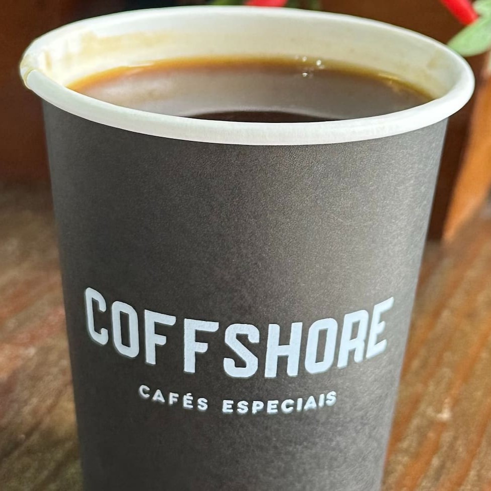 Método japonês que acentua acidez e doçura natural do grão (coado na hora no hario v60) -