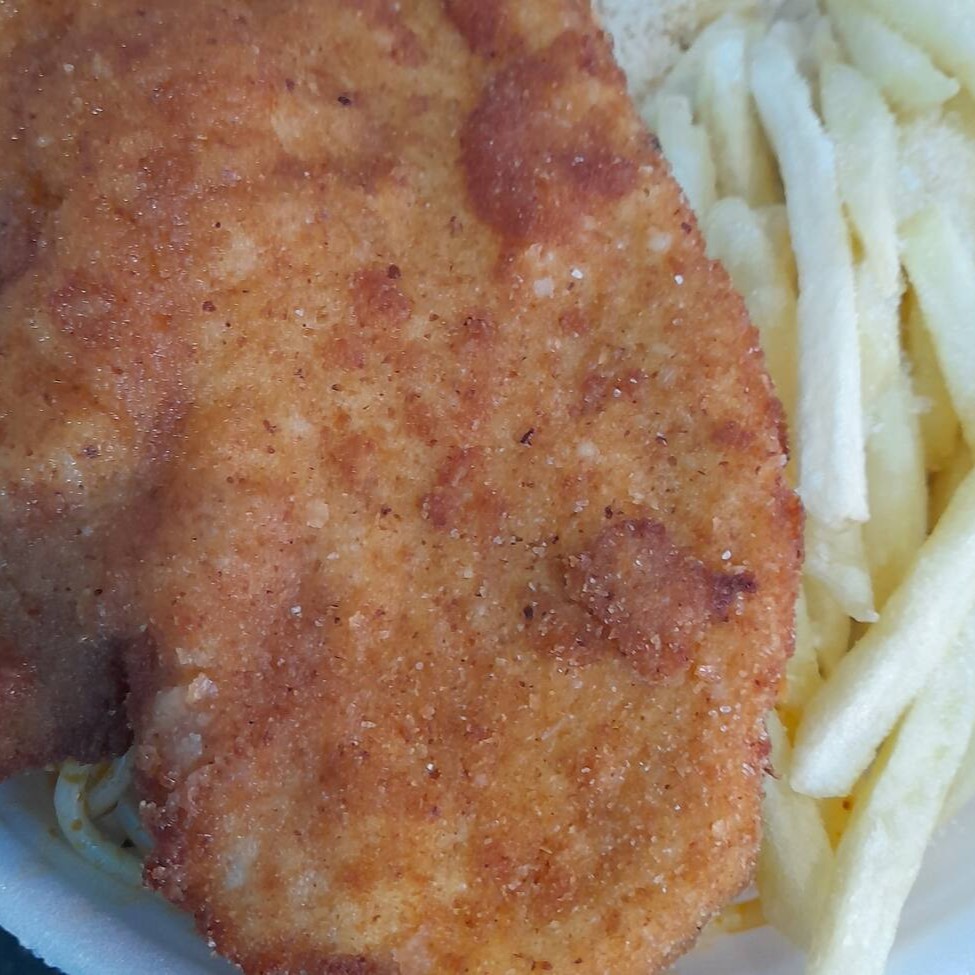 Feijão, Arroz, Macarrão, Farofa e Batata Frita.