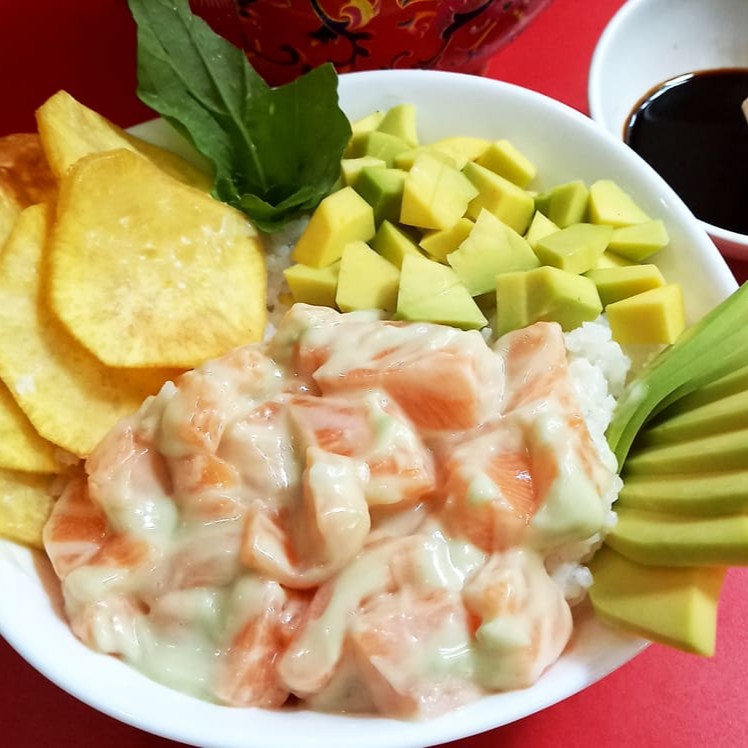 Gohan, Abacate, Chips De Batata Doce, Salmão Na Maionese De Wasabi