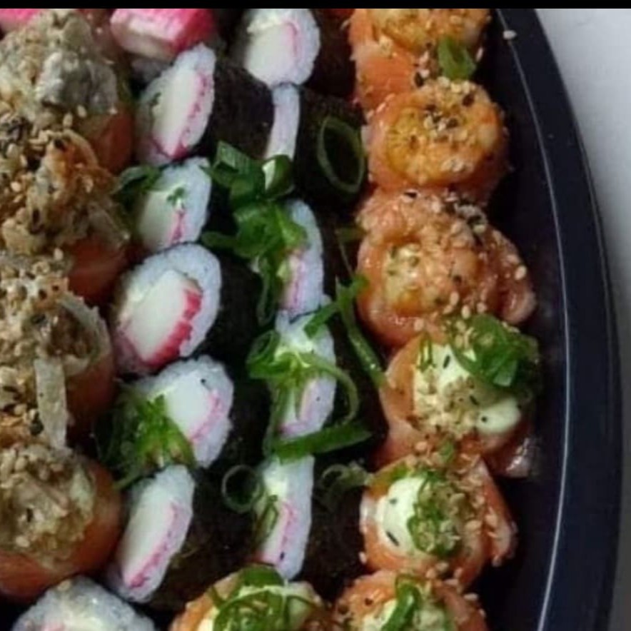 10 Kani Mak+2 sushi Kani +4 joy poró+4 joy camarão +4 joy do prakasa (total 24 peças)