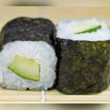 1 unidade  Com pepino japonês.