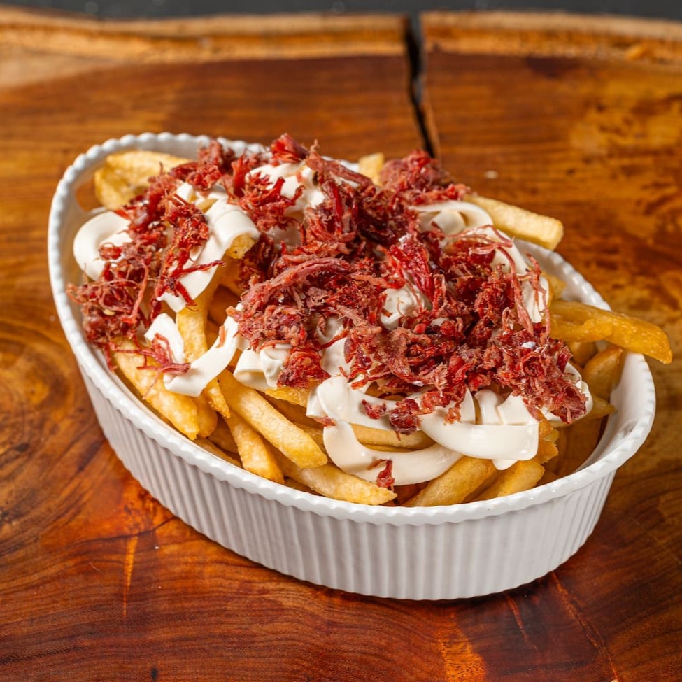 Batata Frita, Cream Chesse e Carne Seca. Escolha aqui o tamanho de sua porção.