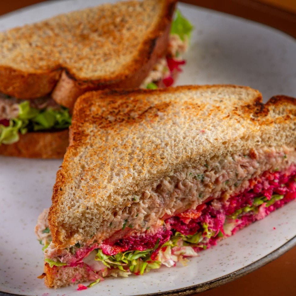 Conheça nossa maravilhosa pasta de atum e delicie-se! 200 gramas de pasta de atum com complementos a sua escolha.