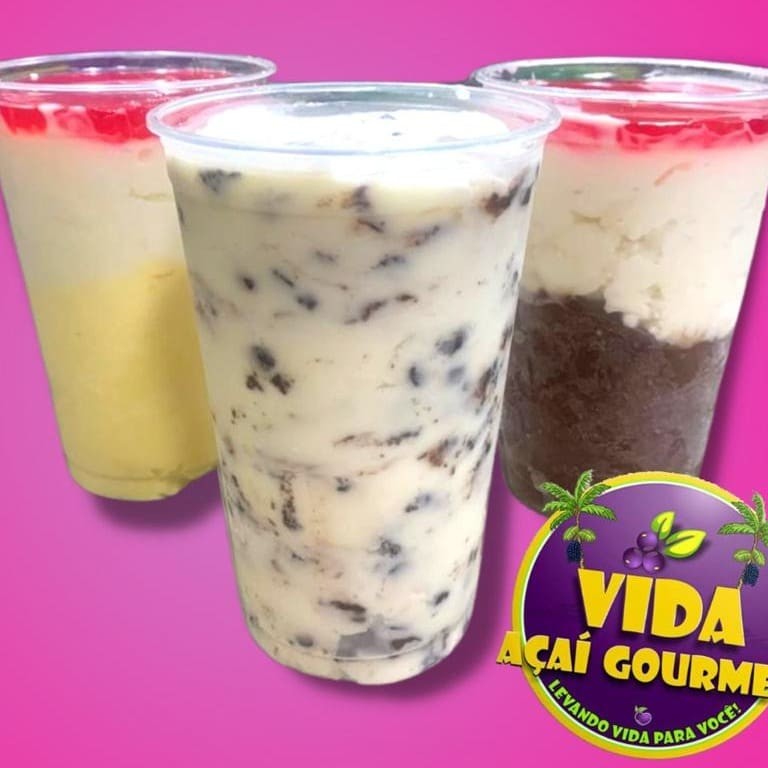 Sorvetes de vários sabores enviado no pote separado do açaí. Sorvete incrivelmente cremoso, consistente e saboroso. Prove junto com seu Vida Açaí, será uma experiência extraordinária.