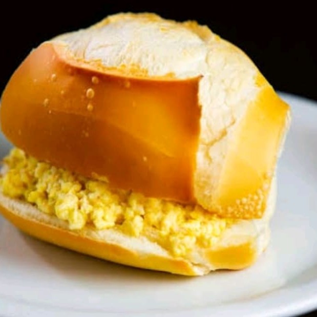 Pão Francês com ovo
