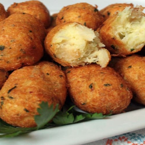 10 unidades, fritos na hora.