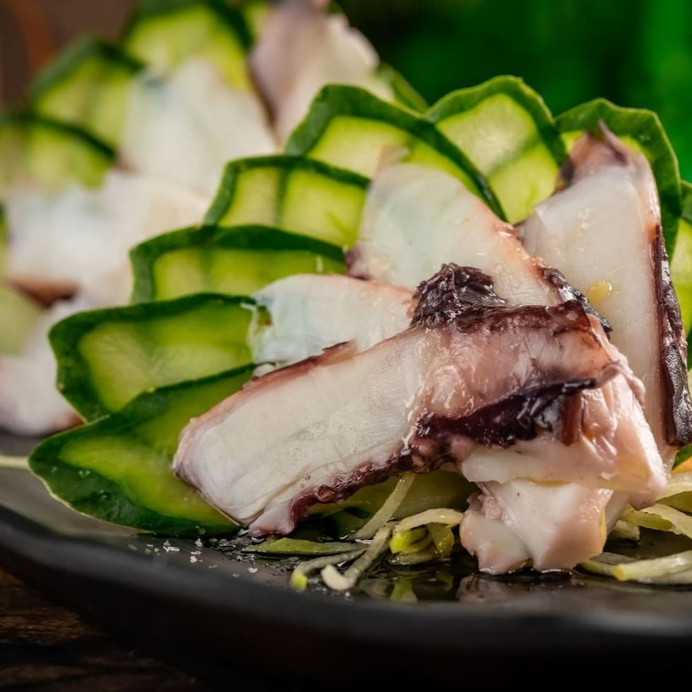 Sashimi Polvo - 8 unidades    ----------tags------------- Sushi/japa/culinária japonesa/sushi em casa / promoções/makimonos/Philadelphia/filadélfia/hot filadélfia/ hot Philadelphia/sunomono/entre grátis/combinados/Carpaccio/cevite/sashimi de salmão/sushi por 1 real / promoção de hot/temaki/yakissoba