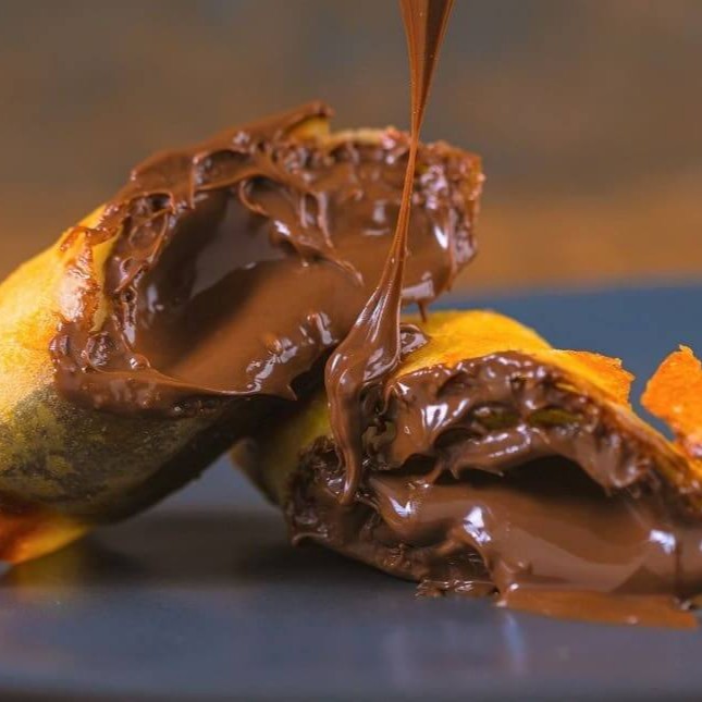 Deliciosa massa de haramuki, recheada com nutela (2 unidades).