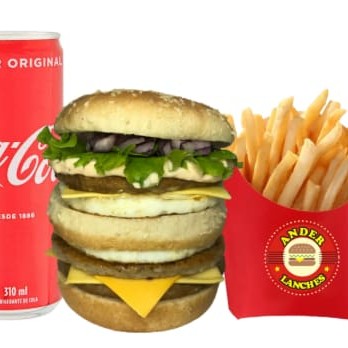 Pão duplo, 3 carnes, 3 queijos prato, 1 queijo cheddar, 2 ovos, molho especial, alface e cebola + Coca cola lata e batata frita.