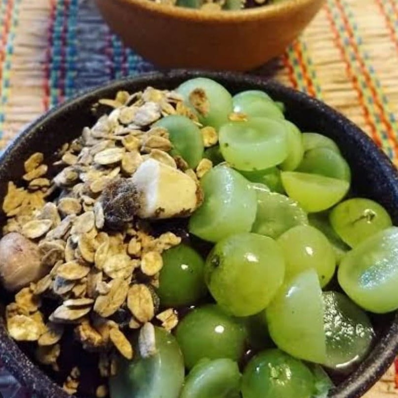 Açai artesanal batido com as melhores polpas e com frutas fresquinhas , adicionado do nosso xarope de Guaraná também artesanal, e uma experiência única. * peso aproximado*