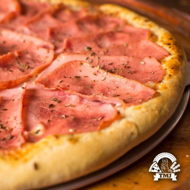 Molho de Tomate, Mussarela, Presunto e Orégano