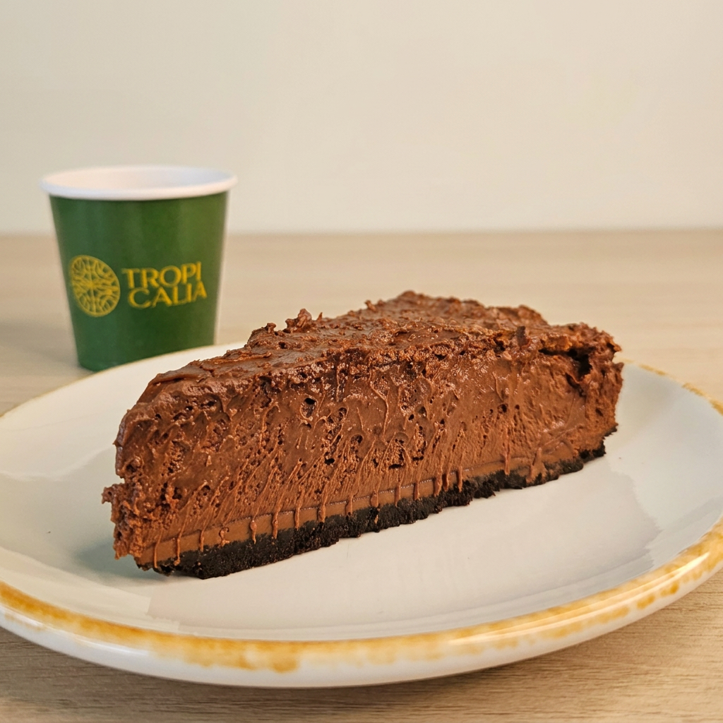 Uma mousse cremosa e chocolatuda, com sabor intenso e textura suave que derreta na boca. Finalizado com o crocante de Nutella mais desejado do momento, geladinha!