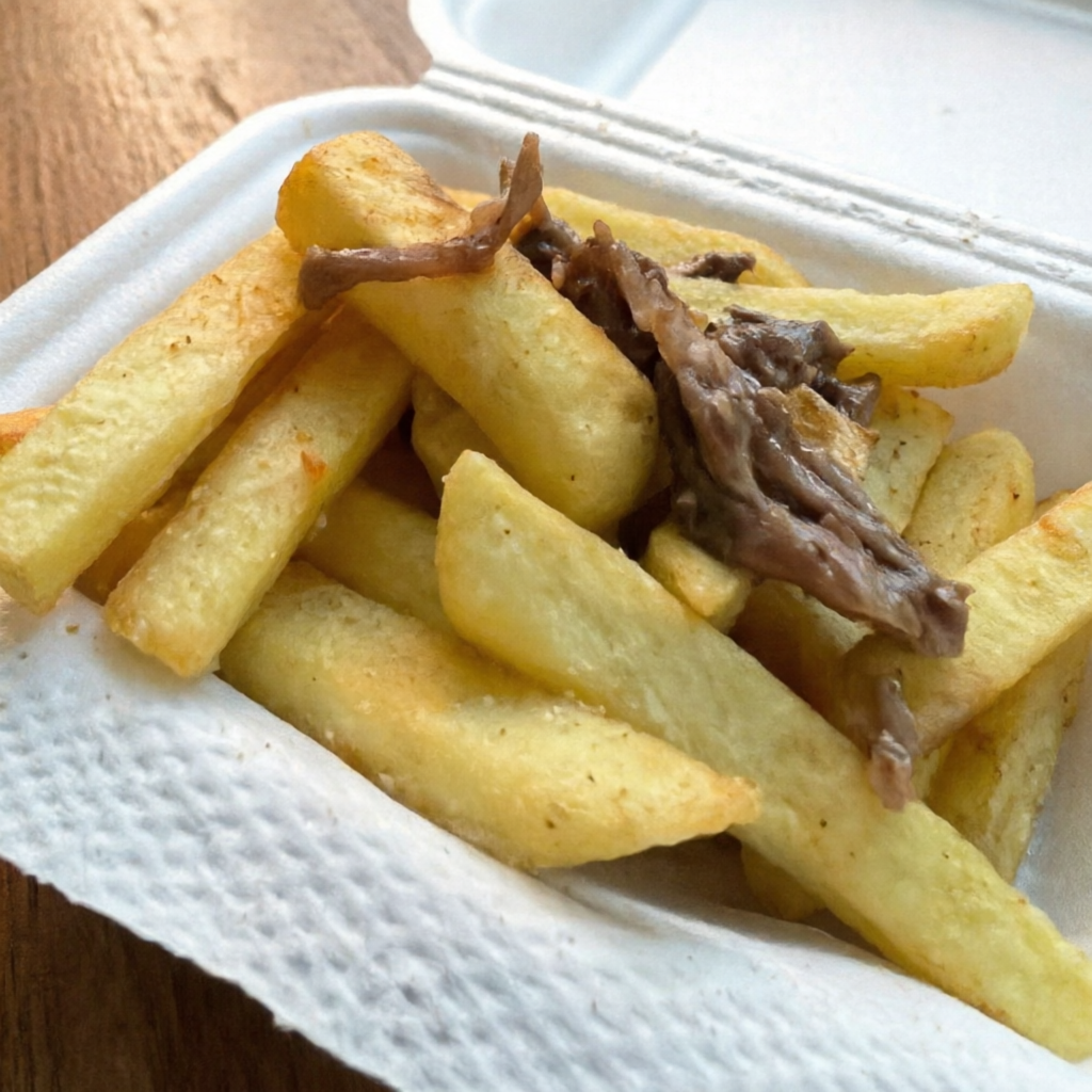 Batata frita sequinha e crocante.