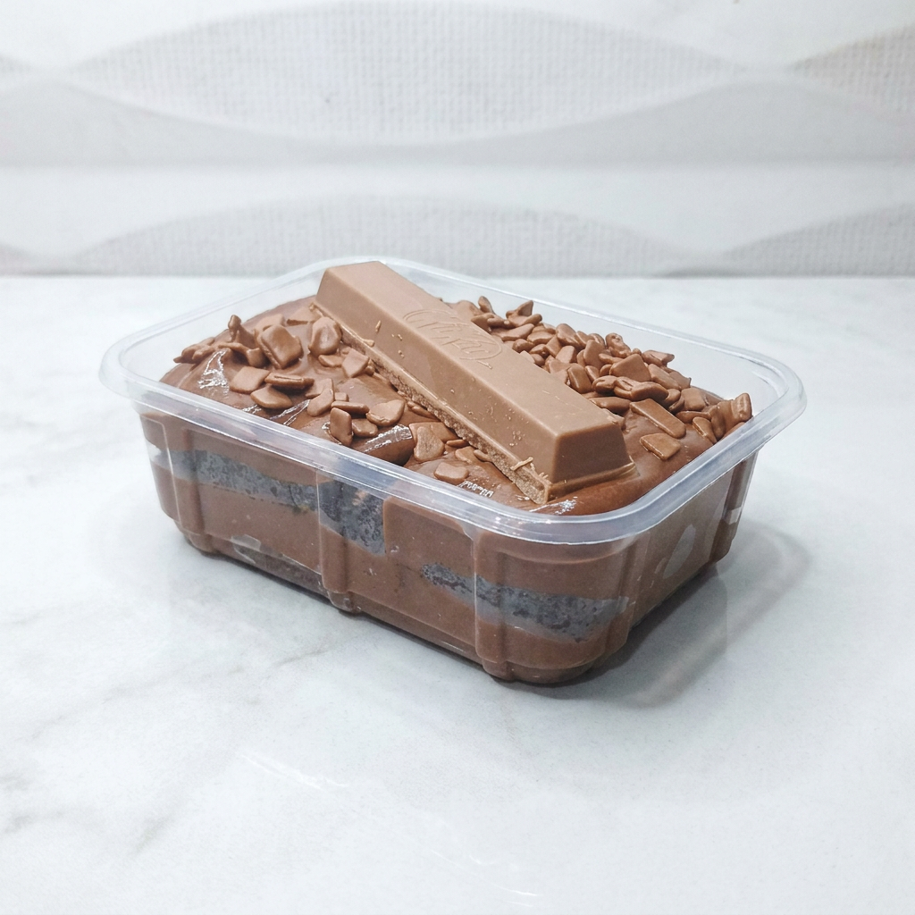 Nosso delicioso brigadão, brownie e finalizamos com kit kat é maravilhoso, embalagem de 150 ml.
