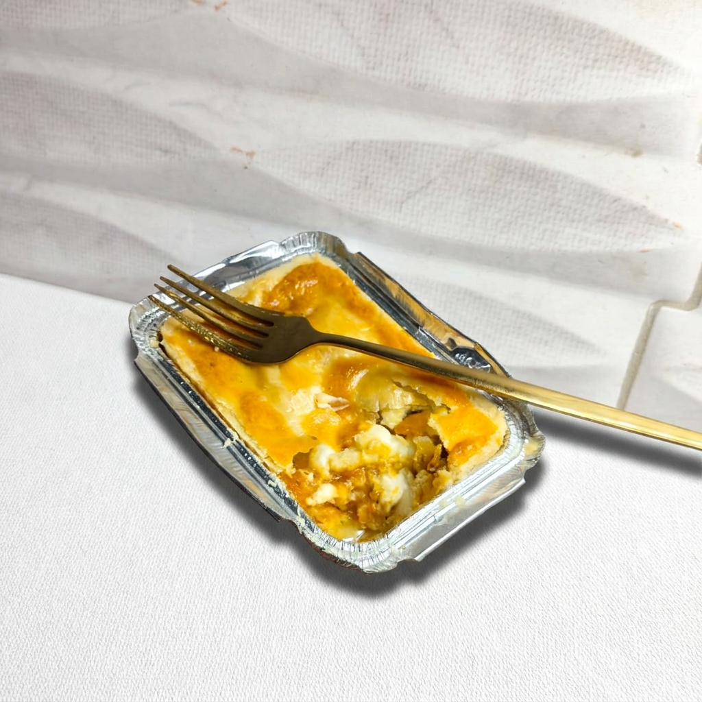 Nossa massa de empadão é perfeita, desmancha na boca, massa fininha, um delicioso camarão com catupiry, embalagem de 220 ml.