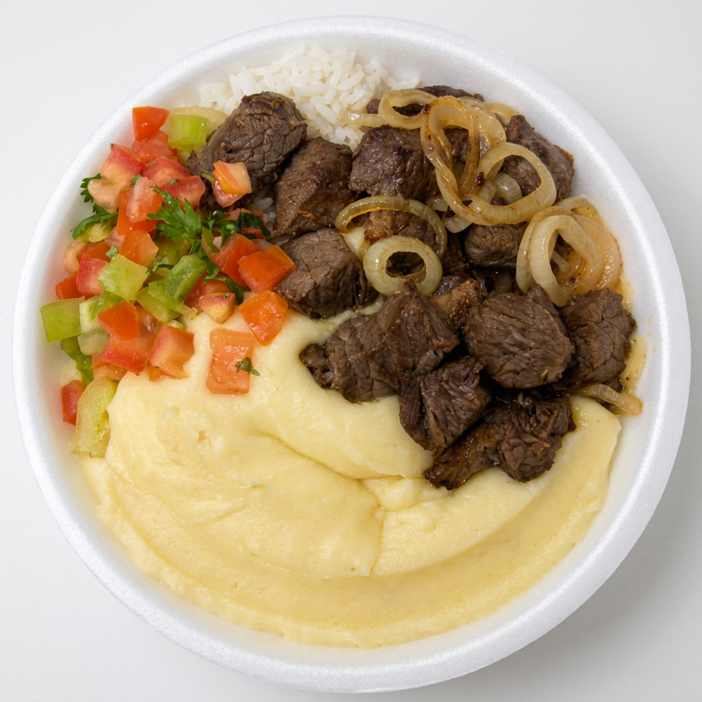 🍲 PIRÃO DE AIPIM — G
Aproximadamente 700g
🌭 Calabresa
🥩 Carne do sol
🍗 Frango
🥗 Salada vinagrete
🥔 Batata palha