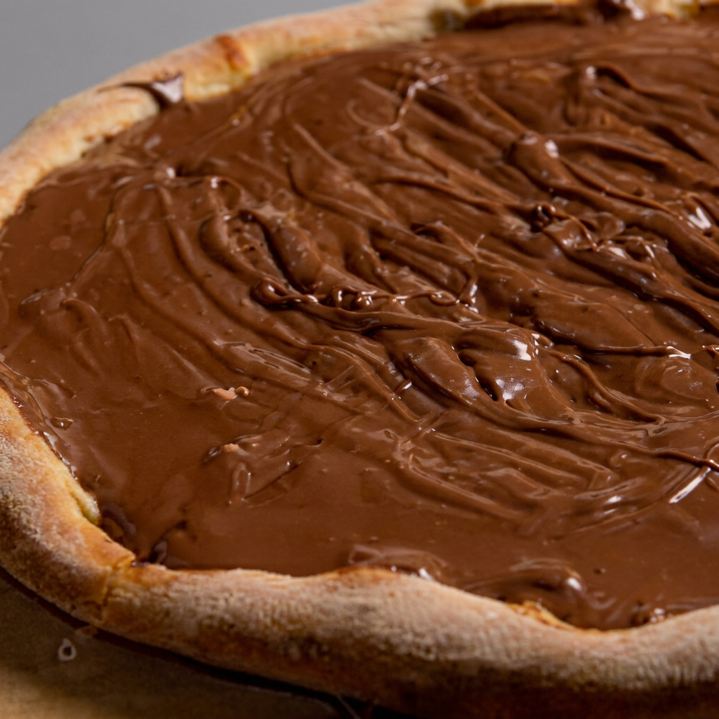 Leite Condensado, Muçarela, Chocolate e Creme de Leite. (Imagem meramente ilustrativa)