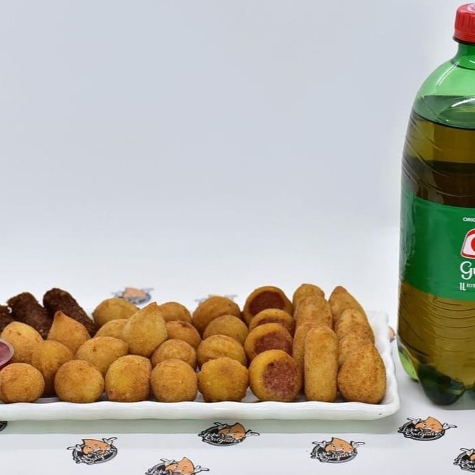 Serve até 5 pessoas 50 salgadinhos +refri de 1 litro Guaraná Antarctica bem gelado