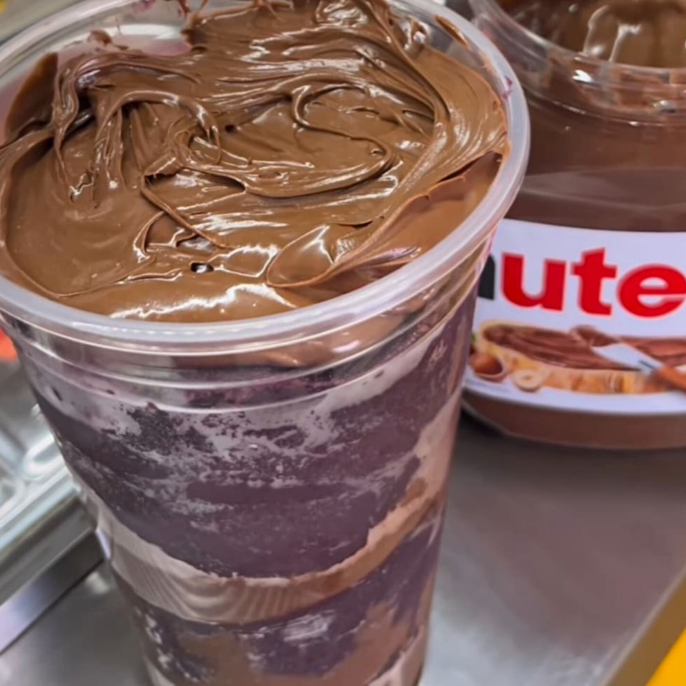 Açaí no copo de 500 ml com generosa camada de nutella original. ** Adicione mais itens se desejar. **