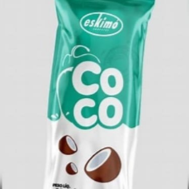 Apresentamos nosso encantador Picolé Cremoso Sabor Coco. Uma delícia que conquista os paladares mais exigentes com a sua textura irresistivelmente cremosa e o sabor exótico e autêntico do coco. Este picolé é o resultado de uma mistura cuidadosa que dá vida a um sabor único e marcante, capaz de transportar seus sentidos para uma praia tropical. É a opção perfeita para refrescar seus dias de verão e também para um pequeno deleite em qualquer momento do Dia. Experimente e desfrute desta experiência tropical irresistível.