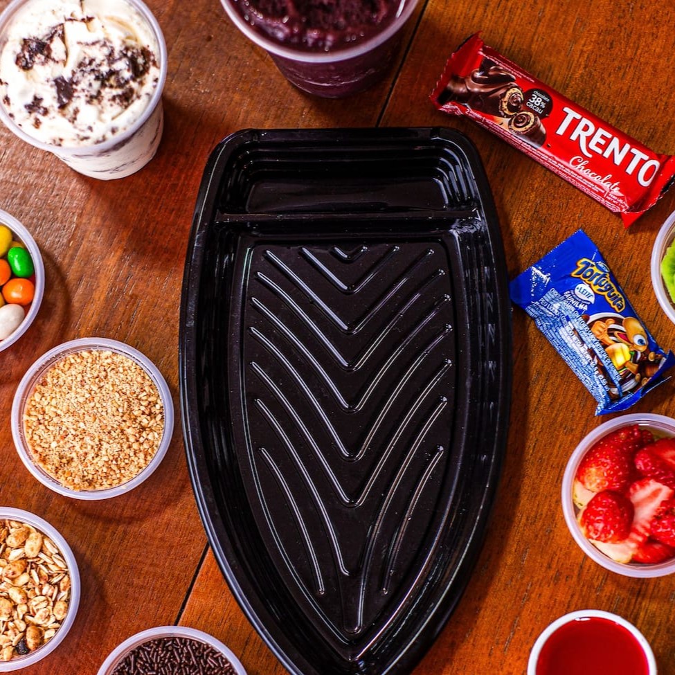 Peça e monte sua barca pequena em casa mesmo, todos os itens irão separados, com 500ml de açai e todos os itens selecionados por você.