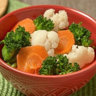 Porção generosa para complementar sua refeição. Contém brócolis, abobrinha, cenoura e batata lisa.