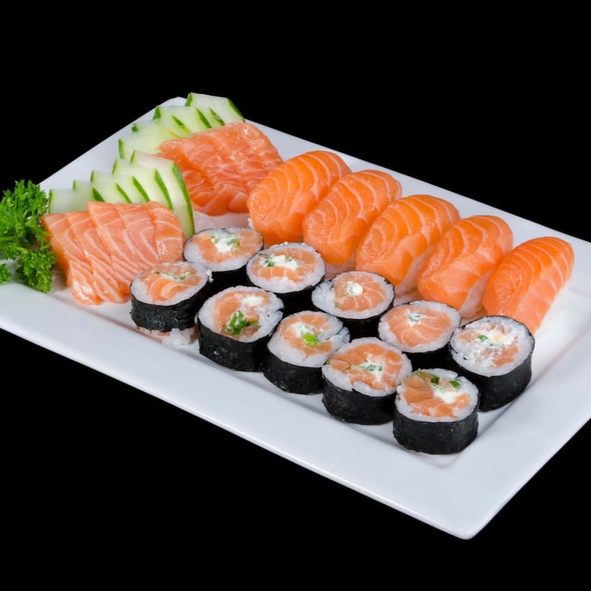 10 sashimi + 10 filadélfia + 5 sushi