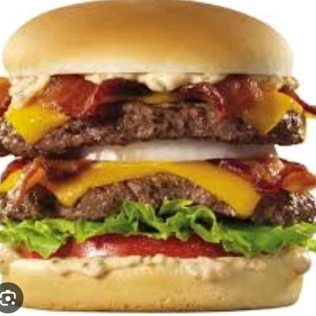 X Tudão da Padaria vem com 2 carnes,bacon,ovo, queijo, presunto, molho verde,alface, batata palha.