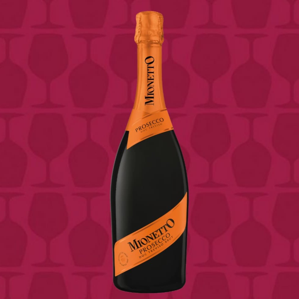 Caracterizado pelo seu design elegante, com rótulo sofisticado e moderno, as uvas do Prosecco Mionetto Orange Label D.O.C. Brut são originárias da Província de Treviso, Itália, área caracterizada por produzir Prosecco de altíssima qualidade. Mionetto é uma marca de Prosecco produzida em Treviso, nas colinas de Valdobbiadene. É o Prosecco mais vendido na Itália e uma das principais marcas do Grupo Henkell Freixenet, líder mundial do setor de espumantes. A marca traz a sensação de espírito livre e personalidade que são típicos da Itália.