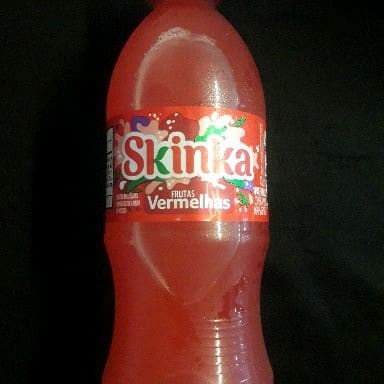 Suco de frutas vermelhas 450 ml.