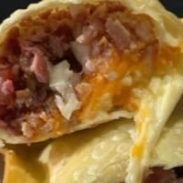 Aqui você escolhe como quer comer Pastel. Bem recheado, com ingredientes frescos e de ótima qualidade!