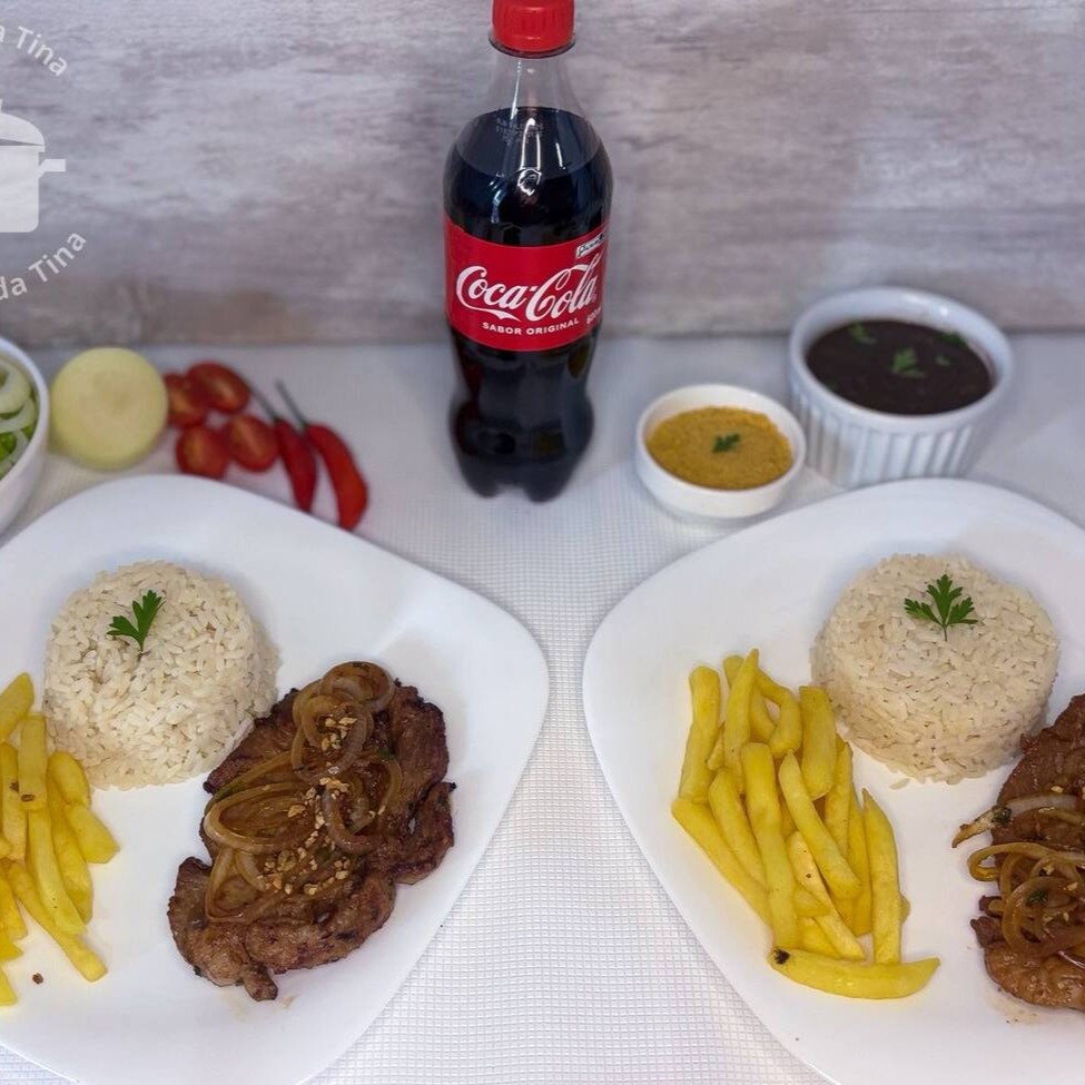 Esse combo acompanha 2 quentinhas de Contra Filét Acebolado  + 1 Coca-Cola 600ml, ideal para 2 pessoas!