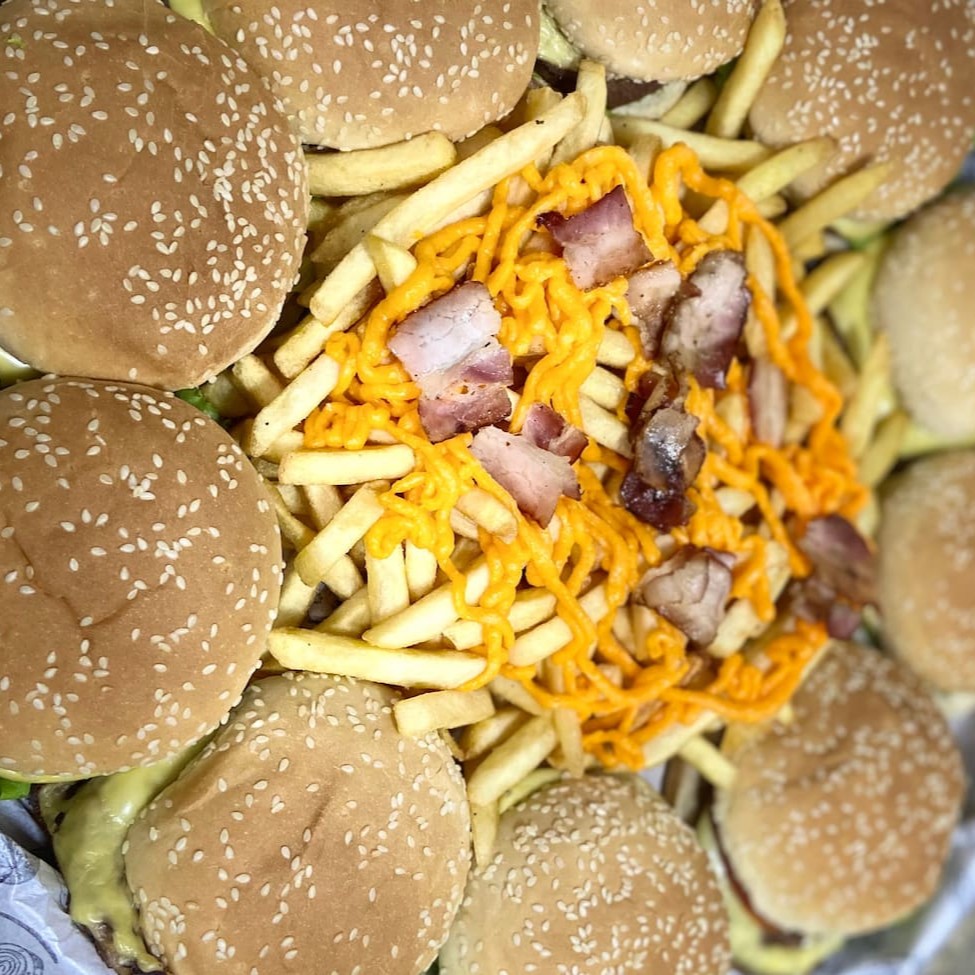 10x-Burguer  Batata  Calabresa  Cheddar  Refrigerante