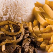 Refeição: Tiras De Carne Acebolado + Complementos.