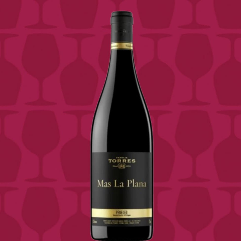 Cor intensa e profunda, apresentando tons de vermelho escuro ou rubi. O aroma é intenso e complexo, com notas distintas de trufa, toques de torrado e frutos vermelhos silvestres. Além disso, apresenta delicadas nuances de especiarias e baunilha. O vinho possui corpo robusto e estrutura, com taninos bem integrados. Destacam-se sabores de frutas maduras, como cerejas e ameixas, complementados por elegantes notas de carvalho e especiarias. A acidez é equilibrada o que proporciona frescor.