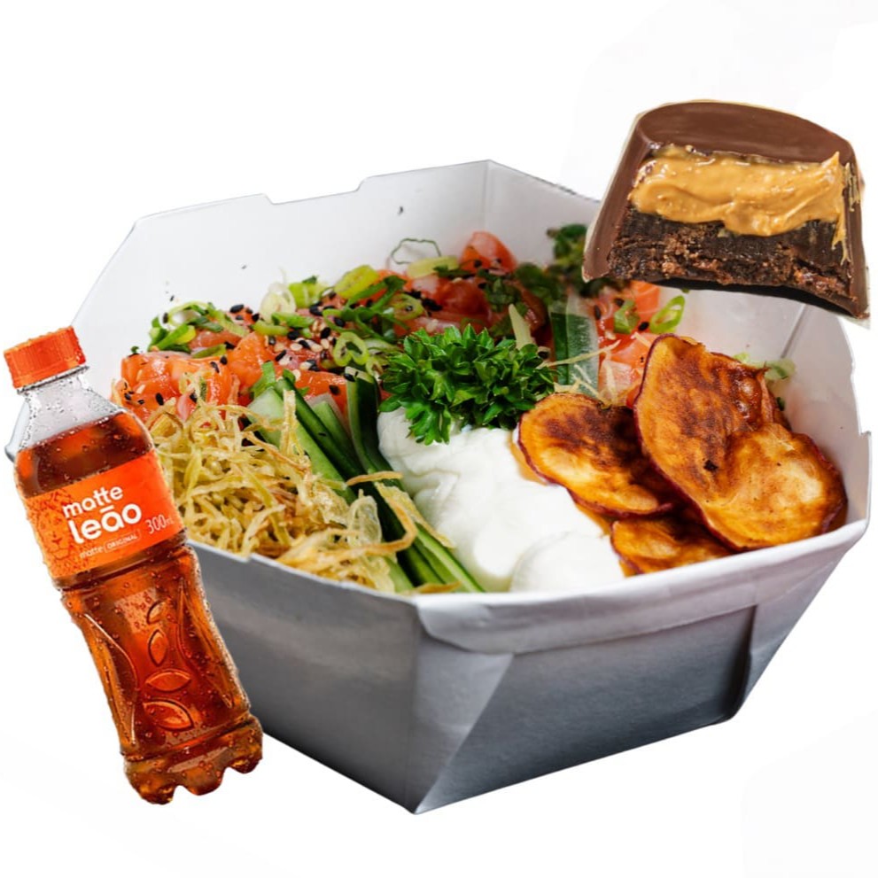 Chegou o nosso Pfzinho Especial!    Prato principal: Poke (400g) com 100g de salmão, cebolinha e gergelim, base de arroz e 4 complementos: cream cheese, crispy de batata-doce, crispy de couve e cenoura.   Bebida: 1 Matte Leão tradicional.   Sobremesa: 1 Matonella (sabores conforme disponibilidade: amendoim com pedaços, cookies & cream ou pistache).  ️ Atenção: Item promocional sem alterações.  Imagem meramente ilustrativa.