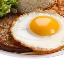 Composto por arroz -feijão -macarrão + 1 ovo + 1 hamburguer  foto ilustrativa , demais itens podem ser solicitados nos itens complementares