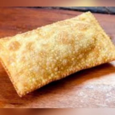 Sabores: Carne, frango, mussarela e pizza. Acompanham: Molho, cebola, tomate, azeitona e orégano.