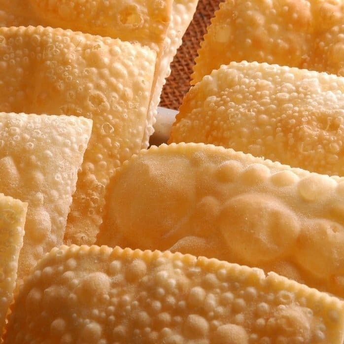 Mini pasteis com 12 unidades , sabor a escolha