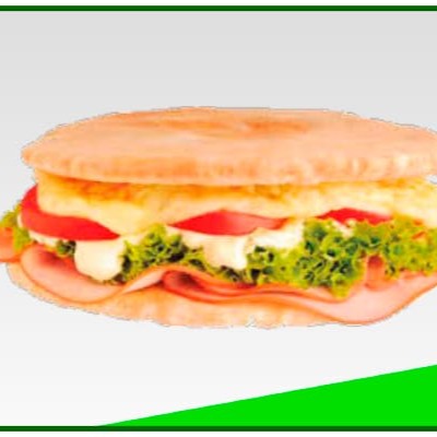 Pão, alface, tomate, maionese, peito de peru, cremily, ovo e cheddar.  (Imagem meramente ilustrativa)