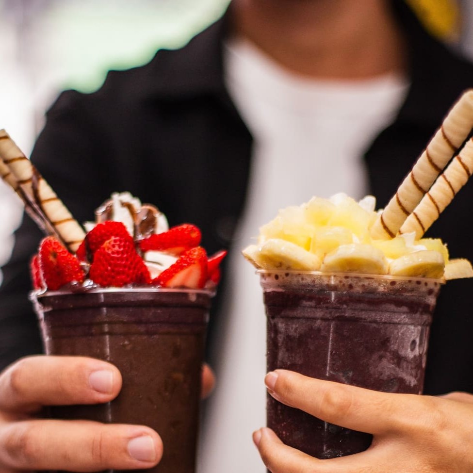 Os 2 copos serão iguais, não sendo permitido alterações.