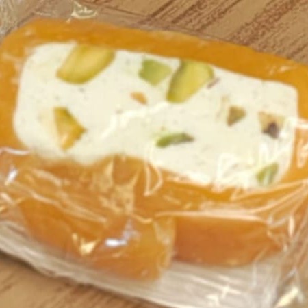 Mais Uma Novidade na nossa galeria de doces. Experimente já o nosso Damasco com Torrone e descubra um sabor surpreendente.