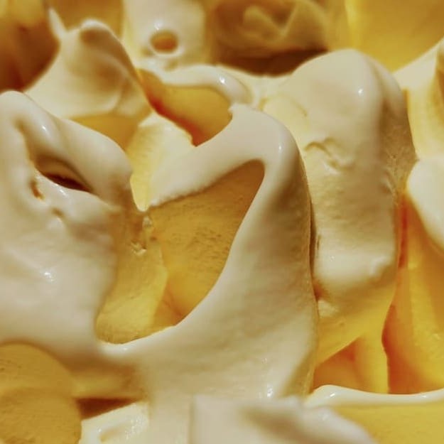 Sorvete artesanal feito com mangas cuidadosamente selecionadas para você saborear o melhor da fruta sem adição de açúcar