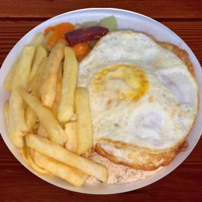 Ovo com Fritas; Escolha os acompanhamentos: