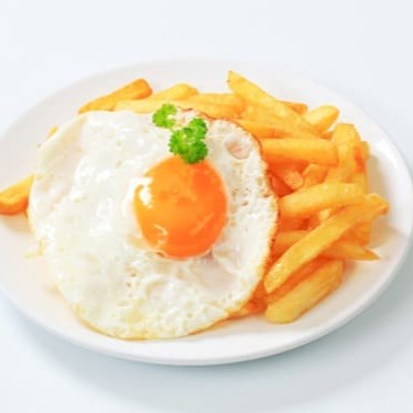 Acompanhado de arroz branco, feijão, macarrão, fritas, farofa.